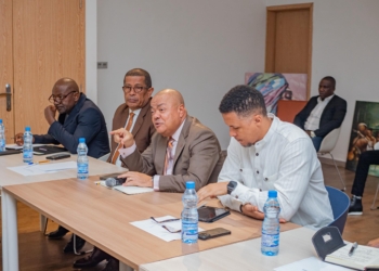 Gabon : Un partenariat État-Eramet Comilog pour un développement local durable, crédit Hakki communication.