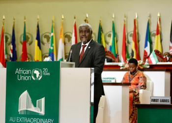 Discours de S. E. 
Moussa Faki Mahamat
Président de la Commission de l’Union Africaine a l’occasion de la 16ème session Extraordinaire de la Conférence de l’Union Africaine sur Le terrorisme et les changements anticonstitutionnels de gouvernement en Afrique. © D.R