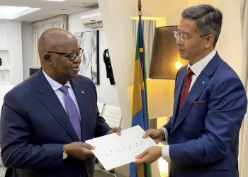 Le nouvel ambassadeur de la République populaire de Chine, Son Excellence LI Jinjin qui a présenté ses lettres de créances © D.R.