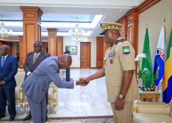 Rencontre avec les partisans du Non au Palais Rénovation : Oligui Nguema tend la main... mais pas à tous, crédit photo Facebook présidence de la République