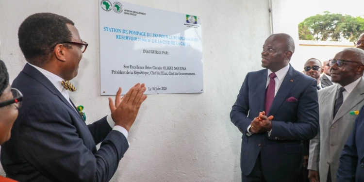 En visite au Gabon, Akinwumi Adesina participe à l’inauguration de la station de pompage d’eau du PK5, crédit Com PR.
