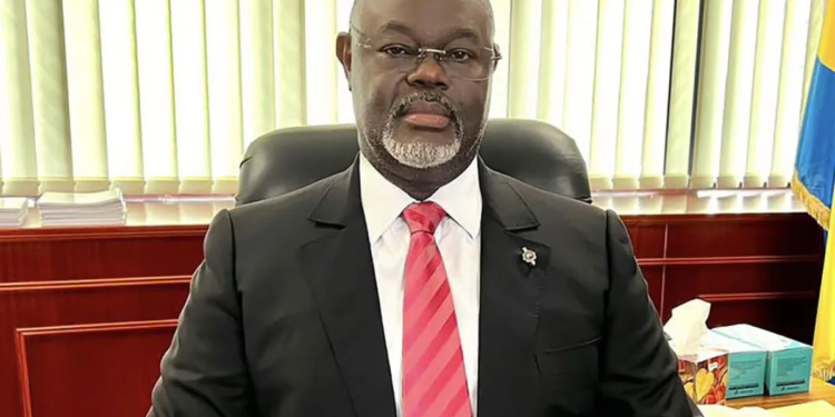 Affaire Hervé Patrick Opiangah : Les allégations de parjure des procureurs devraient-elles mener à l'arrêt des poursuites et à son retour d'exil ? Crédit DR.