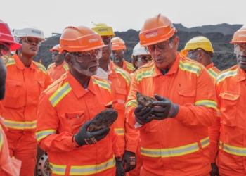 Le Gabon intensifie sa transformation du manganèse : Le Ministre Lubin Ntoutoume salue les efforts de COMILOG à Moanda, crédit Comilog.