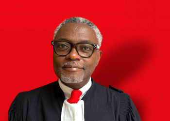 Thierry Nguia, l'avocat d'affaires passé à la défense de Bilie-By-Nze; montage photo Le Confidentiel.