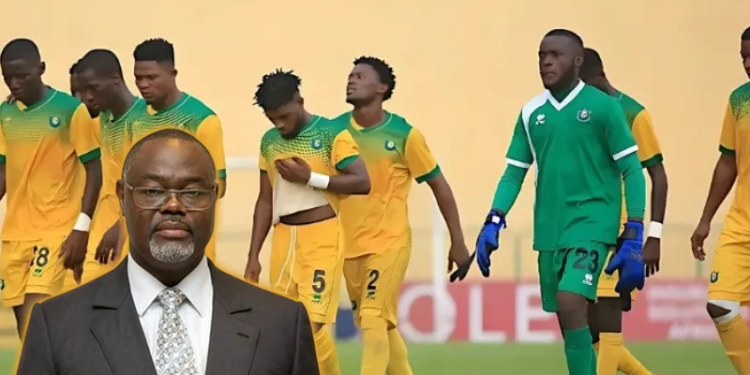 FC Mounana relégué en Ligue 2 : la chute d'un géant liée aux déboires judiciaires d'Hervé Patrick Opiangah, montage photo Le Confidentiel.