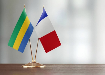 Libreville-Paris, la foire des forums : deux ans de promesses, quel bilan ? Crédit Le Confidentiel.