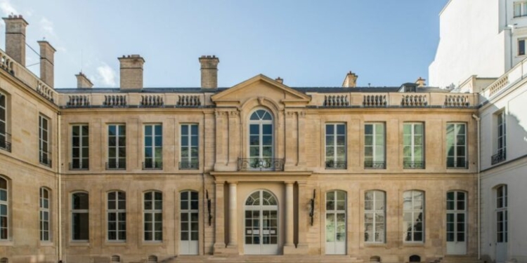 Dette gabonaise : l'hôtel Pozzo di Borgo saisi par la société KCI à Paris, photo DR.