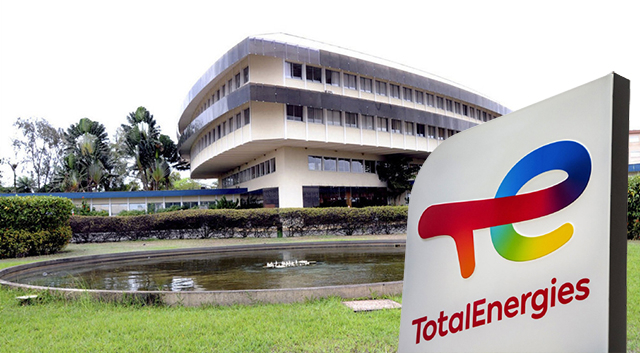 *** Local Caption *** Le batiment administratif de Total Gabon